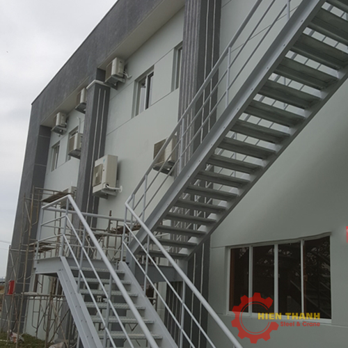 Cầu thang thoát hiểm